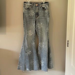 SUNFLOWER PRINT BELL BOTTOMS